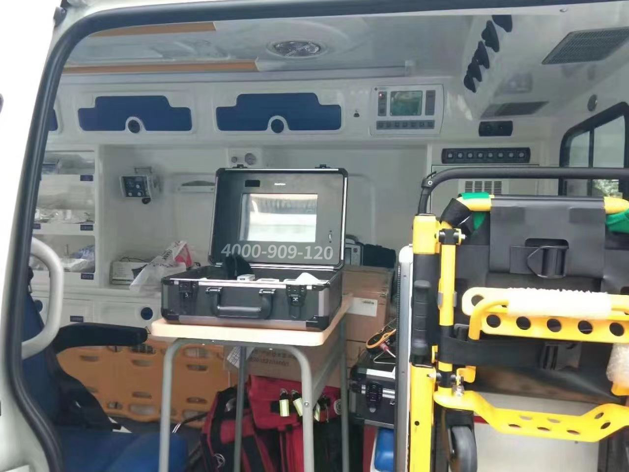 天津河西靠谱的救护车租用咨询电话:小微救护车,让护送回家更轻松。