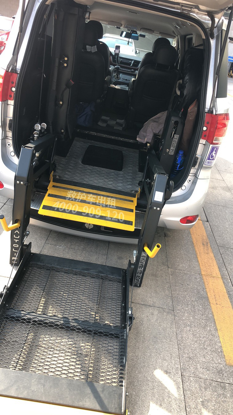 河西出租救护车咨询电话号码:小微救护车,让回家变得简单安静无事。