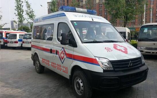 需要天津市西青区重症监护救护车出租机构？看这份转诊成人全指南