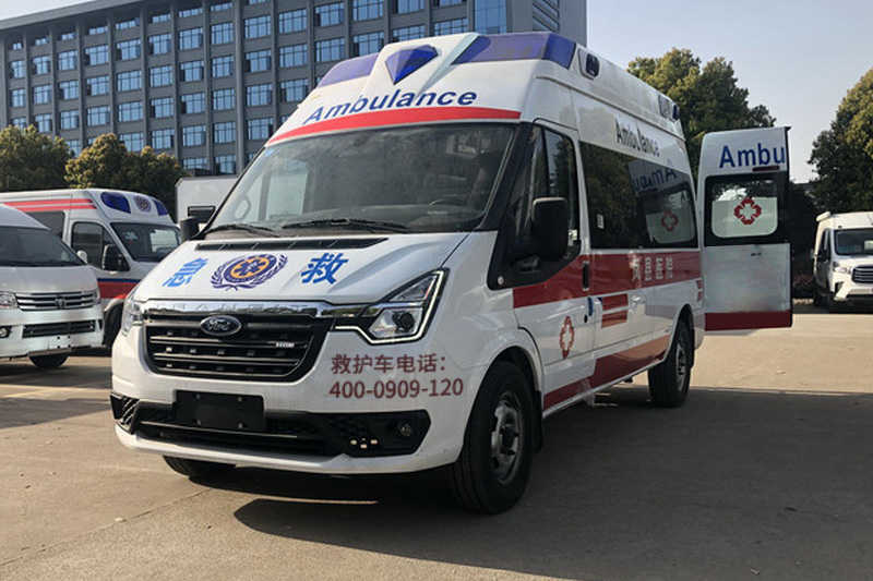 江铃福特新世代V348 Pro长轴高顶负压救护车（超人顶）